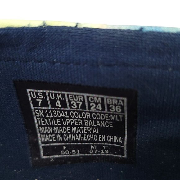 Skechers BOBS Swedish Phish Shoe US 7 UK 4 EU 37 Slip On Flats Tie Dye Fabric - Picture 8 of 11